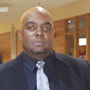 Meet your Posher, Deon